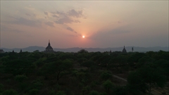 シュエサンド・パゴダ Shwesandaw Pagoda バガン Bagan 写真 Photo