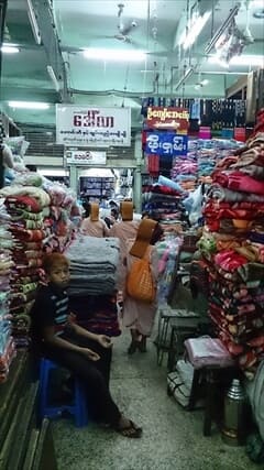 ザイ・チョー・マーケット Zay Cho Market 写真 photo ミャンマー 旅行 観光 情報 Myanmar Travel Information